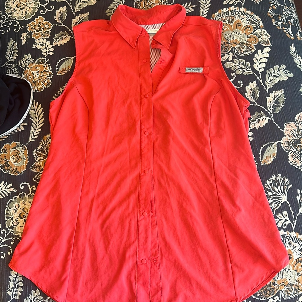 Columbia PFG snap front sleeveless shirt-Women’s Large